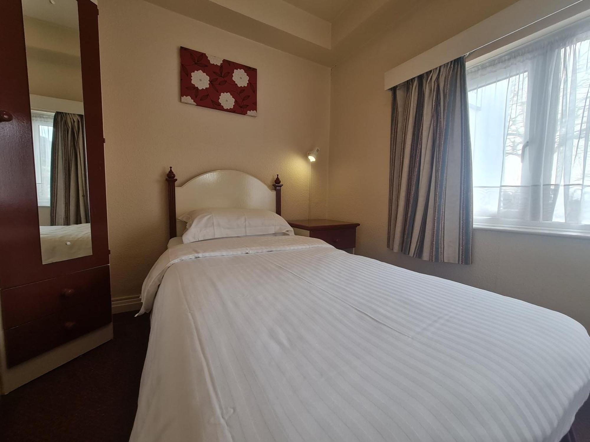 Villa Nova Saint Helier Jersey Szoba fotó